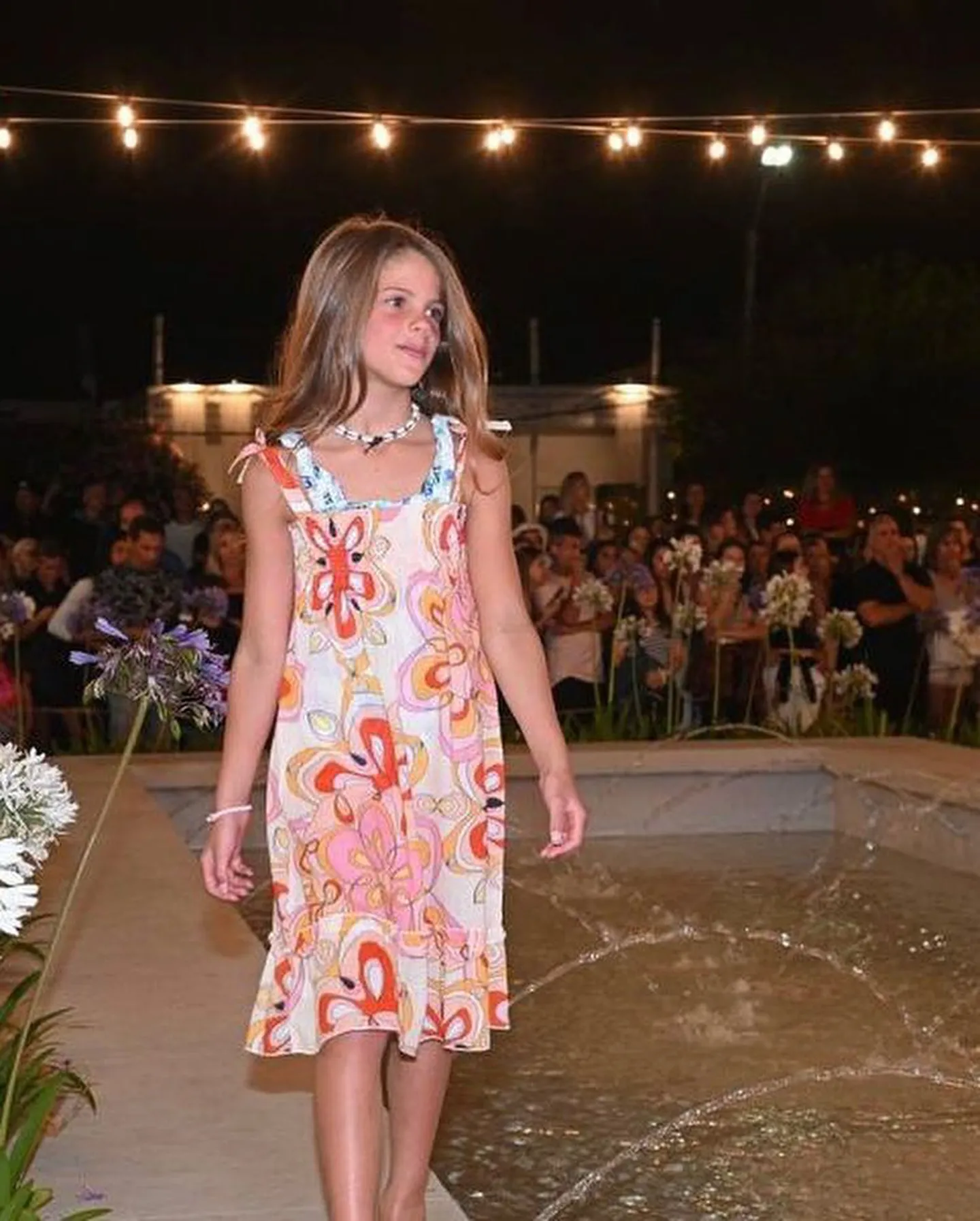 Francesca Icardi debutó como modelo en un desfile en Punta del Este -  CORRIENTES DE TARDE