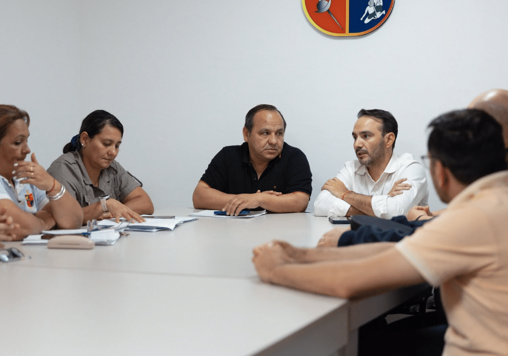 Tareas en la zona costera de Itatí