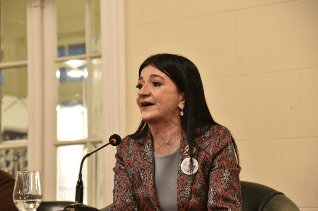 Cierre del conversatorio en el Palacio Legislativo